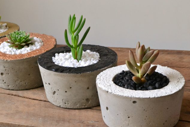 Concrete Planters 1 634x423 15 of The Best Modern Outdoor Planters You Have Ever Seen