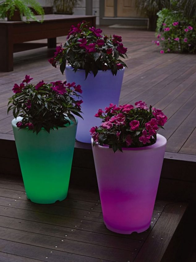15 Illuminated Planters That You Would Like To Have It In Your Outdoor Place Design DIY Magazine 45 634x846 15 Illuminated Planters That You Would Like To Have It In Your Outdoor Place