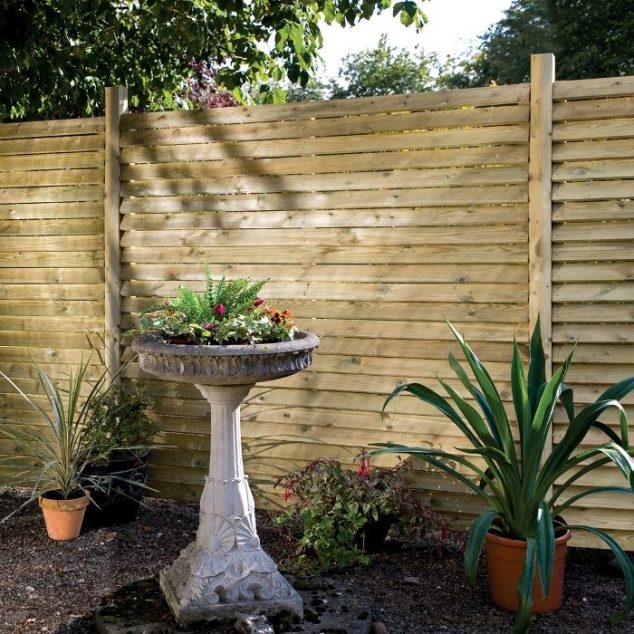 16 Trend setting Fence Panels for Making The Most Out of The Garden GRANGE GB LOUVxx 634x634 16 Trend setting Fence Panels for Making The Most Out of The Garden