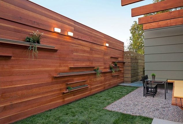 Modern horizontal wood fence panels 634x428 16 Trend setting Fence Panels for Making The Most Out of The Garden