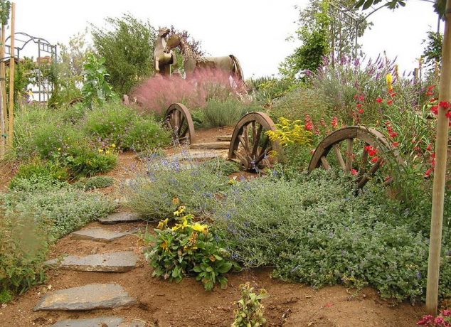 gradini rustice cu piatra using stone in rustic gardens 8 634x460 10 DIY Ideas How To Use Wagon Wheel In Garden Decor