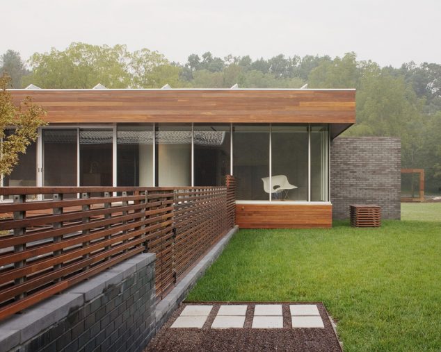 16 Trend setting Fence Panels for Making The Most Out of The Garden wood fence designs Exterior Contemporary with brick wall corner windows 634x507 16 Trend setting Fence Panels for Making The Most Out of The Garden