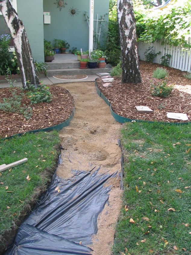 Solve the Puzzle: DIY Flagstone Walkway Tutorial For Inspiration 1 634x845 Solve the Puzzle: DIY Flagstone Walkway Tutorial For Inspiration