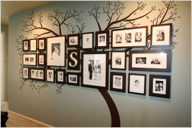 12 Shocking Ideas to Create Nice Looking Family Gallery Wall 10 cool ways to decorate your walls with family photos 1 634x424 12 Shocking Ideas to Create Nice Looking Family Gallery Wall