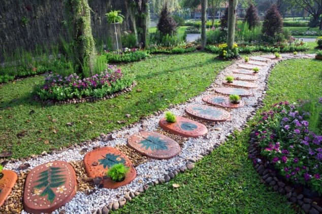 18 Incredible Pathways Design to Cheer up Your Garden Place 75 garten weg ideen und entwrfe bilder schne ideen innerhalb fertiger stein landschaftsbau ideen 1 634x422 18 Incredible Pathways Design to Cheer up Your Garden Place