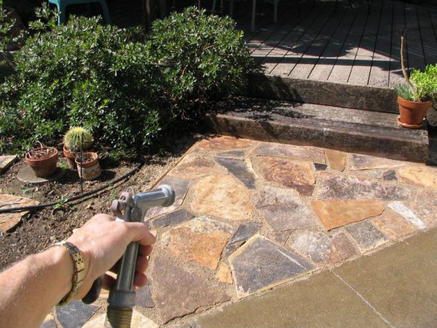 Solve the Puzzle: DIY Flagstone Walkway Tutorial For Inspiration Flagstone Walkway Design Ideas 634x476 Solve the Puzzle: DIY Flagstone Walkway Tutorial For Inspiration