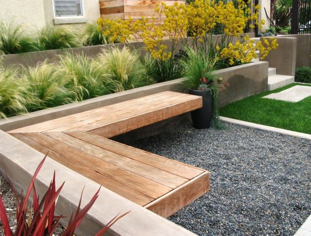19 Dramatic Terraced Planter Ideas For Creating Landscaping Show Skameyki iz dereva 15 634x480 19 Dramatic Terraced Planter Ideas For Creating Landscaping Show
