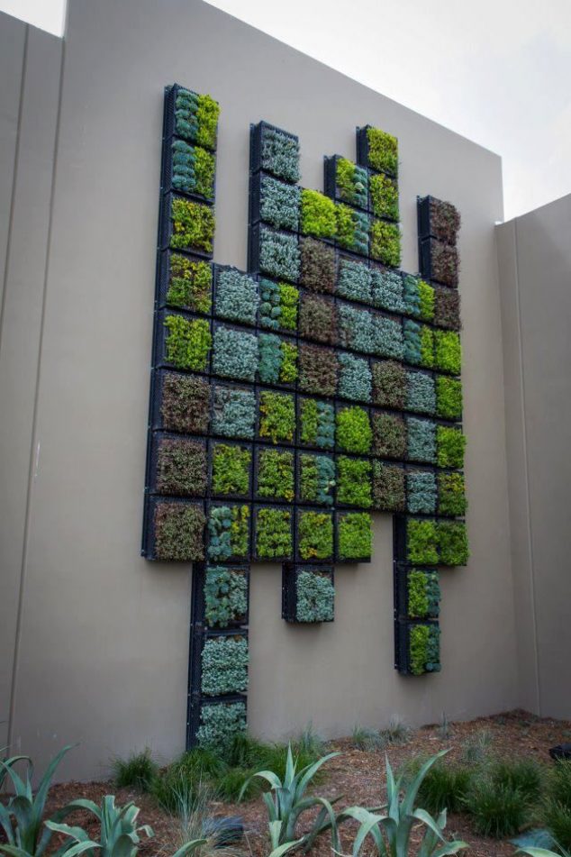 13 Startling Garden Walls That Youve Been Missing All The Time averde1 634x951 13 Startling Garden Walls That Youve Been Missing All The Time