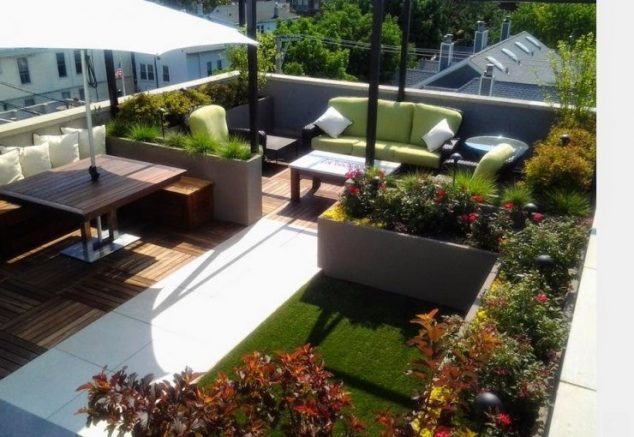 ban nha sai gon 3.20160311101122 70b5 634x437 15 Stunning Roof Top Balcony Garden Design That Will Surprise You