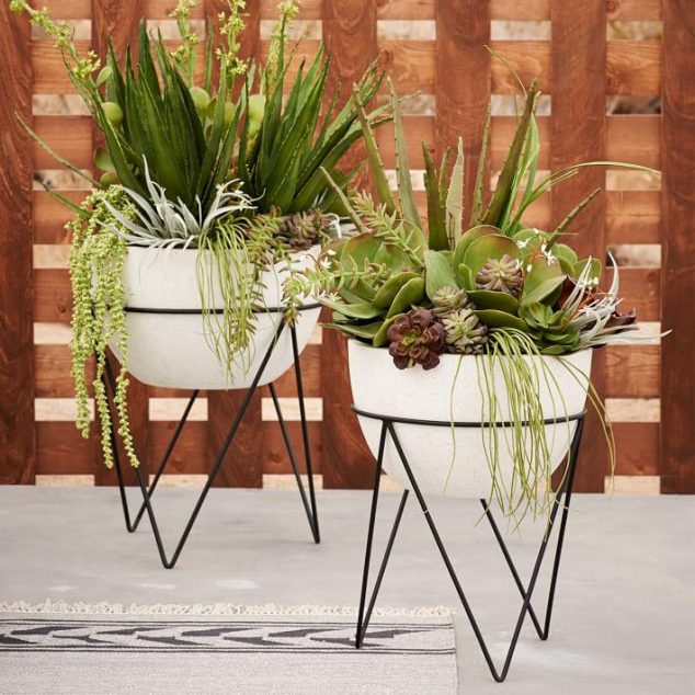 Planter and stand from West Elm 634x634 13 Modern DIY Plant Stands That Will Boost Your Creativity