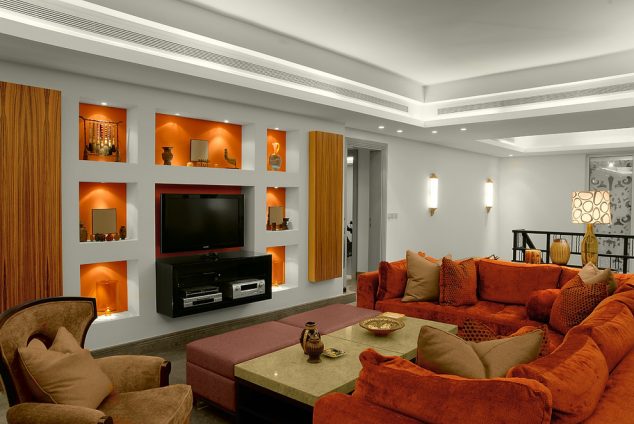 Wall niche lighting family room contemporary with tray ceiling ceiling lighting 2 634x424 13 of The Most Stunning Illuminated Wall Niches to Enjoy Daily
