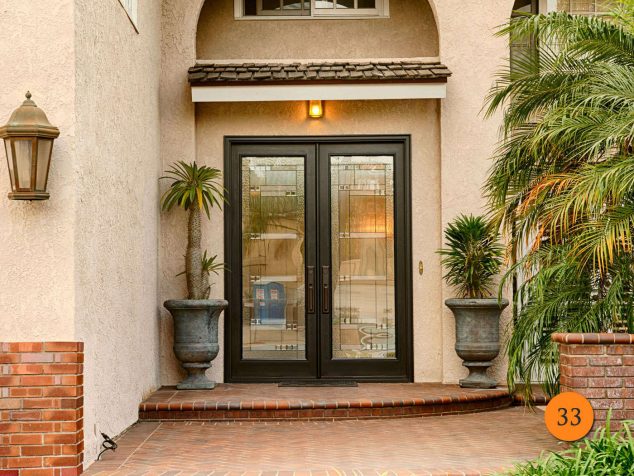 entry doors classic webben after 634x476 18 Modern Front Door That Will Leave You Speechless