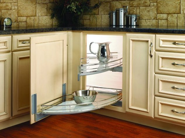 rev a shelf 582 18 rgs 35 634x475 Organization in Kitchen Has Never Been Easier With Corner Kitchen Cabinet