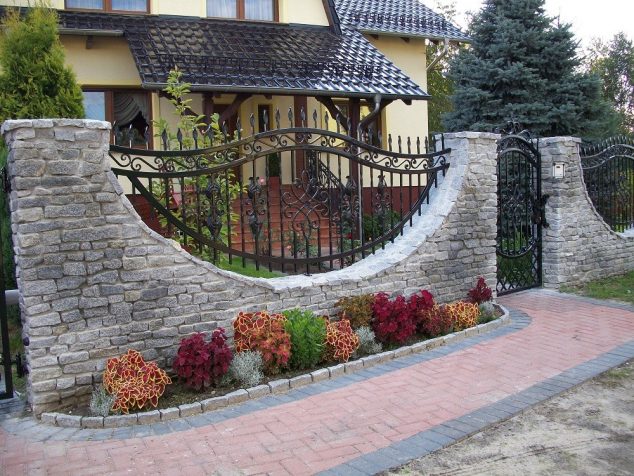 1000 1 20160119 172227 634x476 15 Amazing House Fence Design to Leave you Speechless
