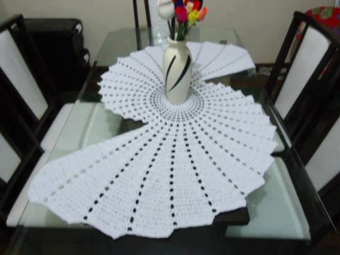 17 Amazing Handmade Crochet Tablecloth to Blow Your Mind 284986 368454686558482 541990086 n 17 Amazing Handmade Crochet Tablecloth to Blow Your Mind