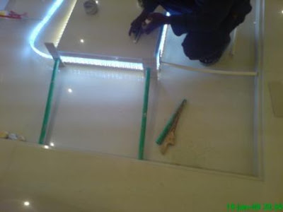 5 DIY Exciting Project For Adding Glass Flooring With Pebble in Your Perfect Home