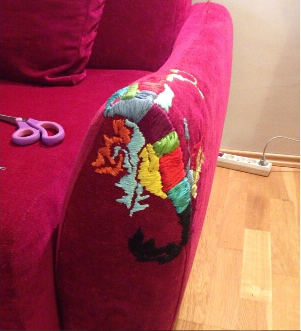 Fix Your Torn or Cat Scratched Couch With the Following 13 BOOM Ideas 58363d421c4185d43623df7c 3 Fix Your Torn or Cat Scratched Couch With the Following 13 BOOM Ideas