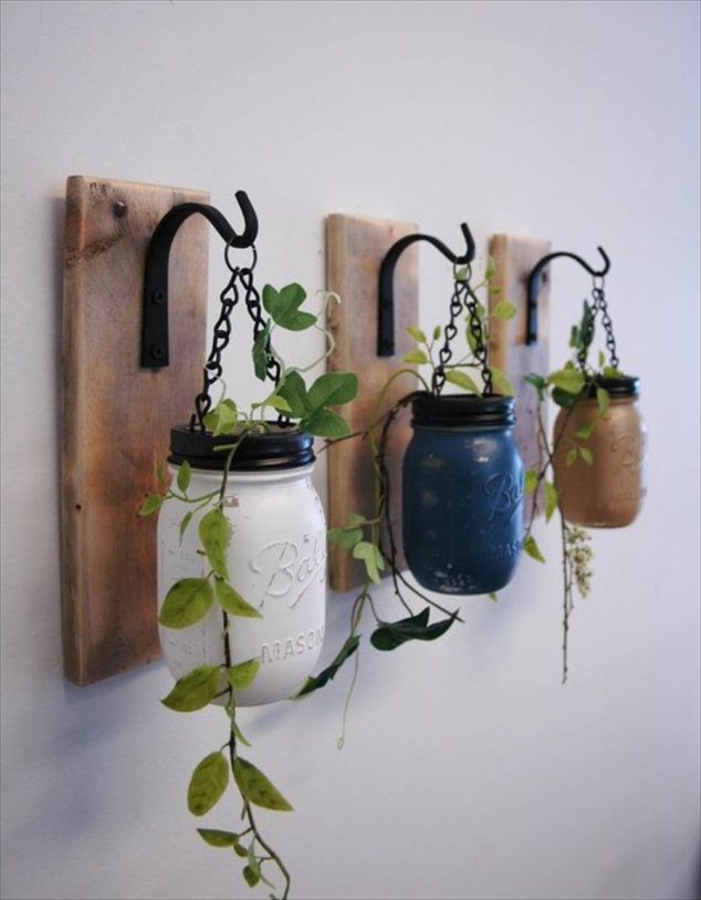 75469 634x813 14 Superb Decorative Hanging Flower Pots for DIYers