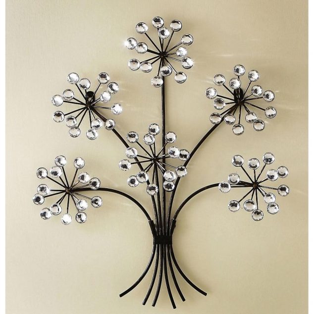 metal wall decor 634x634 15 Timeless Metal Wall Art For a Breathtaking First Impression