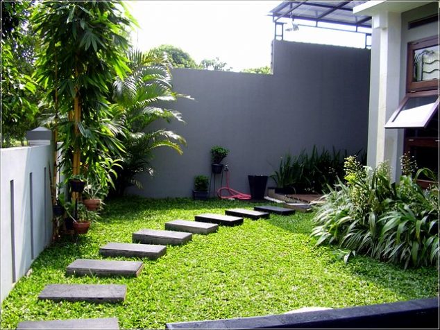 contoh taman rumah33 634x476 15 Amazing Garden Walkways That Will Charm You