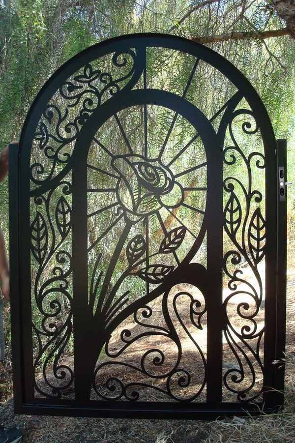 16 Awesome Gate Style That You Would Like to Copy exquisite wrought iron garden gate rose flower leaves garden decorating ideas 16 Awesome Gate Style That You Would Like to Copy