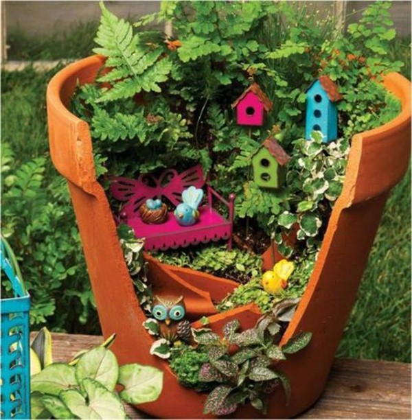 flower pot garden idea l c99af9c77855217a BUILD IT, dont buy it: DIY Broken Pot Fairy Garden