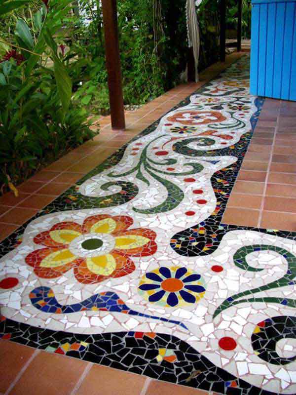mosaic garden project 11 15 DIY Ideas About Mosaic Decor that Put a Spin on What Modern Means