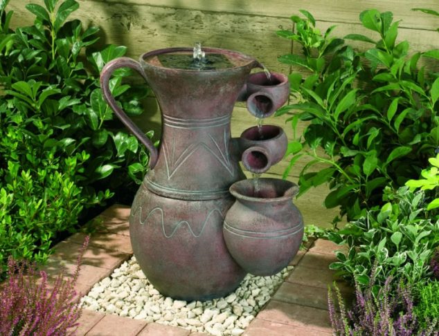 15 Wonderful Garden Design to Delight You pitcher cascade 634x486 15 Wonderful Garden Design to Delight You