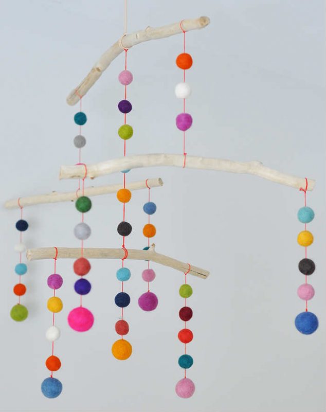 10 DIY Baby Mobiles 9 634x801 DIY Amazing Hanging Mobiles For Your Dream Homes