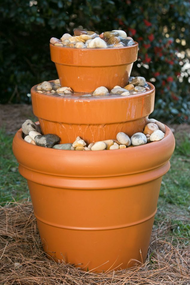 How to Turn Broken Flower Pots Into Incredible Water Fountain 160307HDfountain86 HERO 634x951 How to Turn Broken Flower Pots Into Incredible Water Fountain