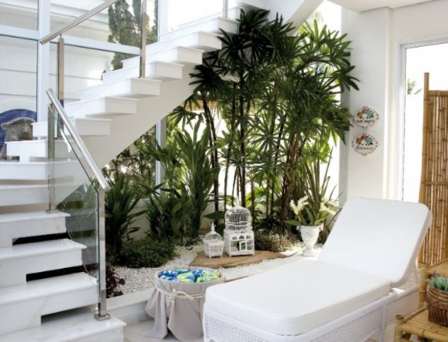 15 Incredible Small Under the Stairs Garden You Should Not Miss 4a52661803a6e9252197d4b8a0a9cae8 634x484 15 Incredible Small Under the Stairs Garden You Should Not Miss