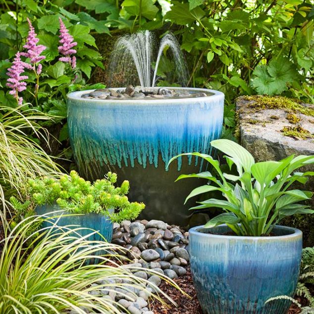 How to Turn Broken Flower Pots Into Incredible Water Fountain DIY Garden Fountain 102151960 634x634 How to Turn Broken Flower Pots Into Incredible Water Fountain