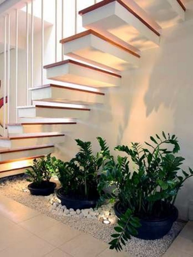 15 Incredible Small Under the Stairs Garden You Should Not Miss idea5 2 634x846 15 Incredible Small Under the Stairs Garden You Should Not Miss
