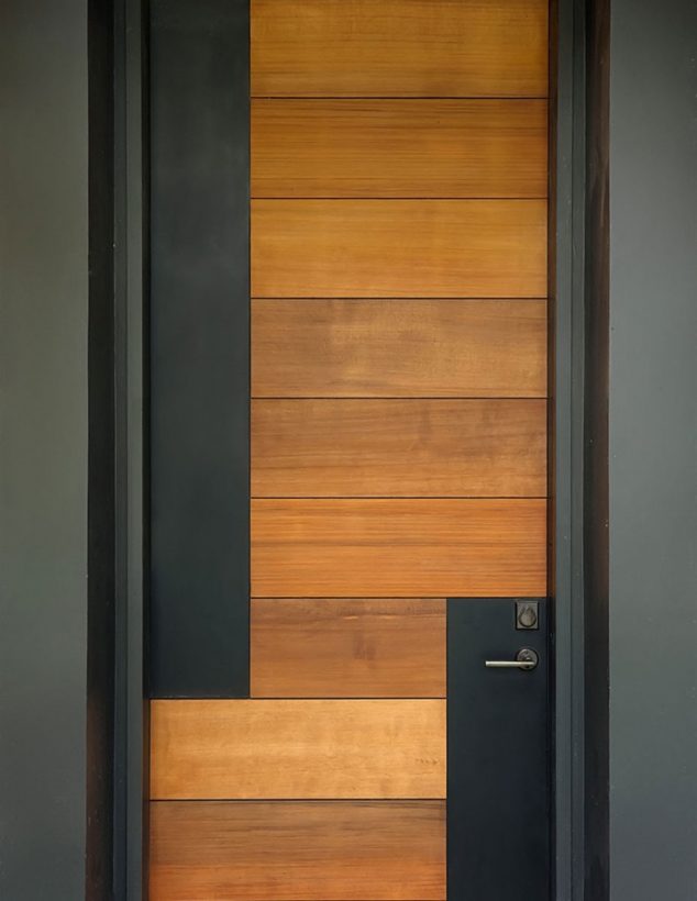 wood and black front door 634x820 Glamorous Wooden Doors Will Give Another Dimension to Your Home