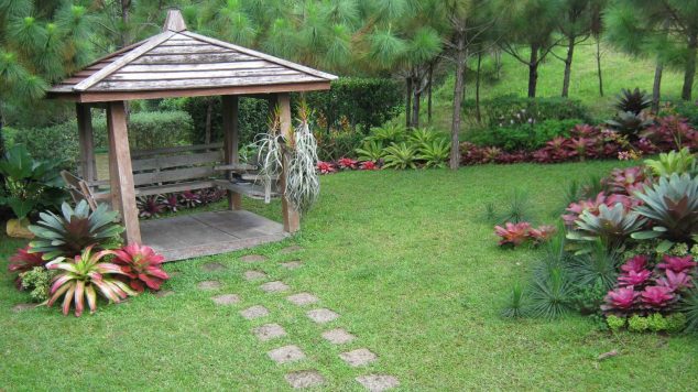 15 Adorable Backyard Seating Areas to Turn Yard Into Peaceful Retreat 7a61854d3ea22be04c37aa447902e0aa 634x356 15 Adorable Backyard Seating Areas to Turn Yard Into Peaceful Retreat