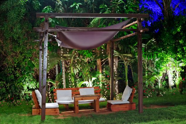 15 Adorable Backyard Seating Areas to Turn Yard Into Peaceful Retreat Depositphotos 10596488 s 634x422 15 Adorable Backyard Seating Areas to Turn Yard Into Peaceful Retreat
