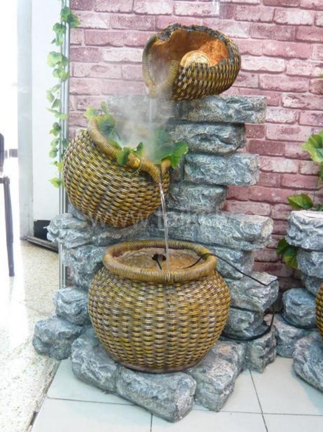 Unique Backyard Fountains That Are Impossible to Resist Struklakas kaskades un citas 35 634x846 Unique Backyard Fountains That Are Impossible to Resist