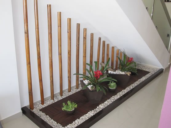 decorar bajo escaladera 3 Amazing Under the Stairs Garden to Impress You