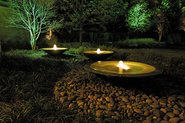 Unique Backyard Fountains That Are Impossible to Resist diy garden water features diy garden water fountain 600x400 17bb7ac89dbed664 Unique Backyard Fountains That Are Impossible to Resist
