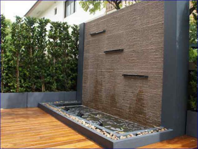 water feature wall ideas 634x476 15 Stunning Garden Water Features That Will Leave You Speechless