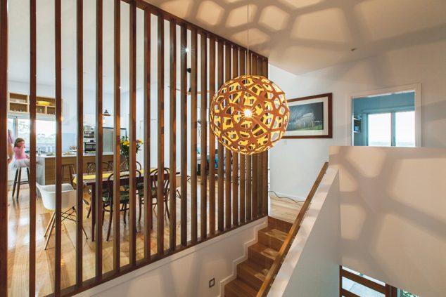 14 Gorgeous Uses of Wooden Screens Indoor and Outdoor woodfull kitchen design interior wood screen 634x423 14 Gorgeous Uses of Wooden Screens Indoor and Outdoor