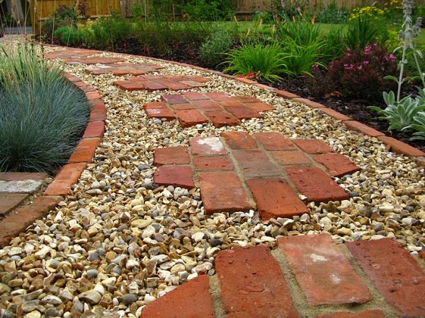Nice Collection of Bricks Garden Ideas 5113808aa8d7bc531a0bcf0eb1774124 mini Nice Collection of Bricks Garden Ideas