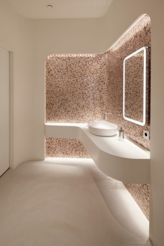 Exclusive Bathroom LED Lighting to Make your day 99994508 559bdcffd3 634x951 Exclusive Bathroom LED Lighting to Make your day