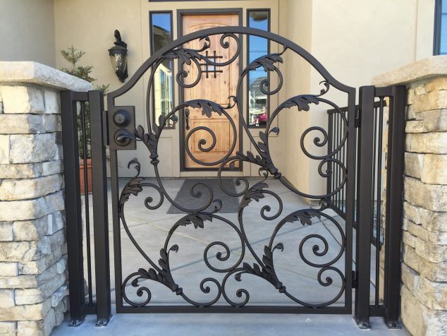 15 of Our Favorite And Unique Gate Design IMG 0179 634x476 15 of Our Favorite And Unique Gate Design