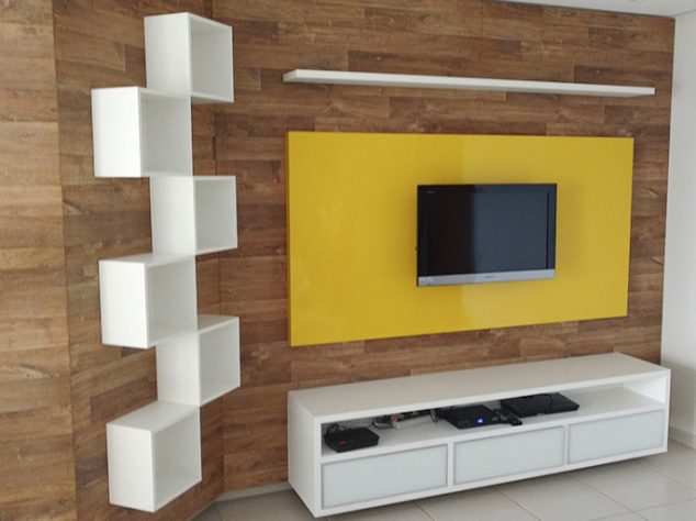 15 Stunning TV Panel Designs to Delight You Tamara Guara 01 634x474 15 Stunning TV Panel Designs to Delight You