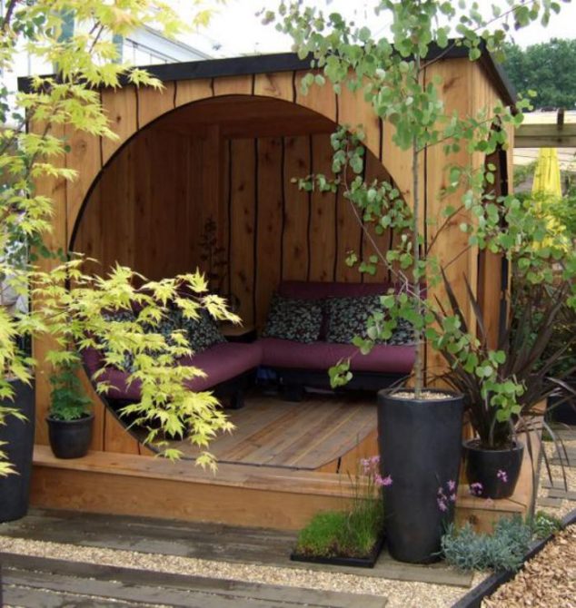 15 Lovely Moon Gates For Your Garden cabanon de jardin abri de jardin original 634x670 15 Lovely Moon Gates For Your Garden