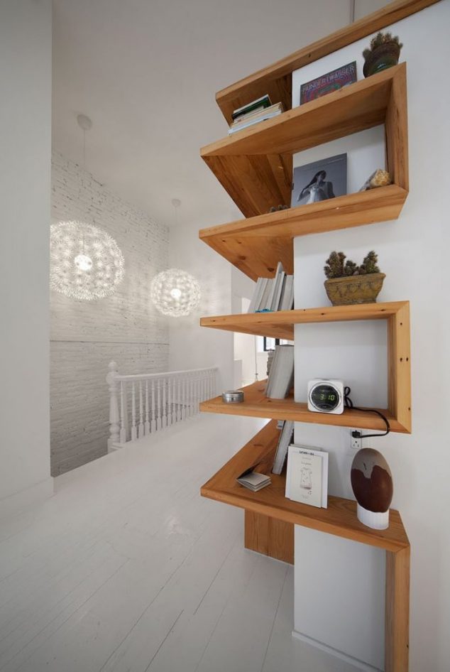 15 Impressive Corner Wall Shelves idea10 10 686x1024 634x946 15 Impressive Corner Wall Shelves