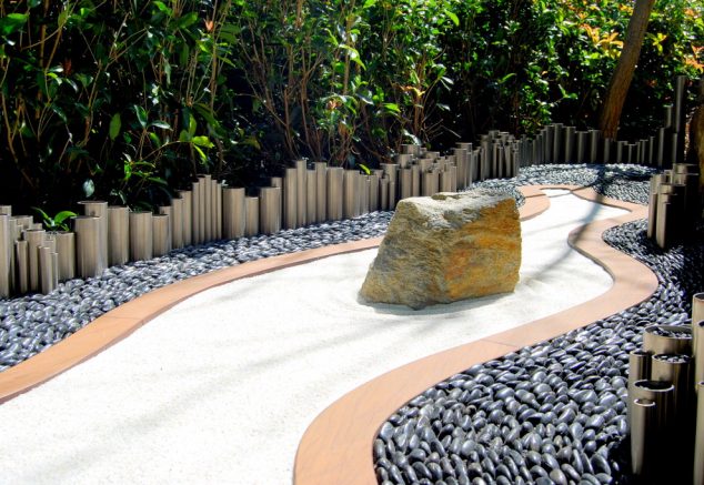 40 philosophic zen garden designs 7 634x437 The Top 14 Garden Design to Make the Best of Your Outdoor Place