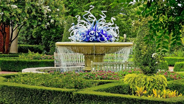 You Really Need a Relaxing Backyard Waterfall 76481537 634x357 You Really Need a Relaxing Backyard Waterfall