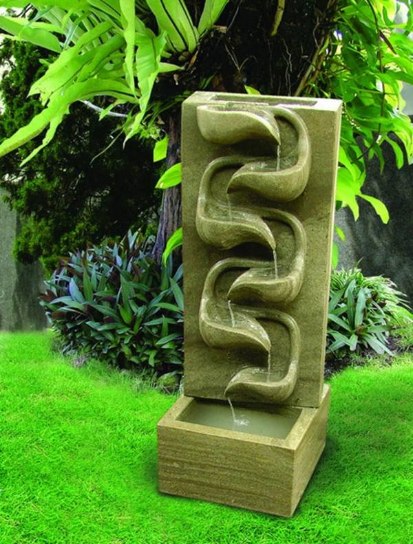 14 Outstanding Fountains to Enhance the Backyard Forme interessante fontaine de jardin interieur 14 Outstanding Fountains to Enhance the Backyard